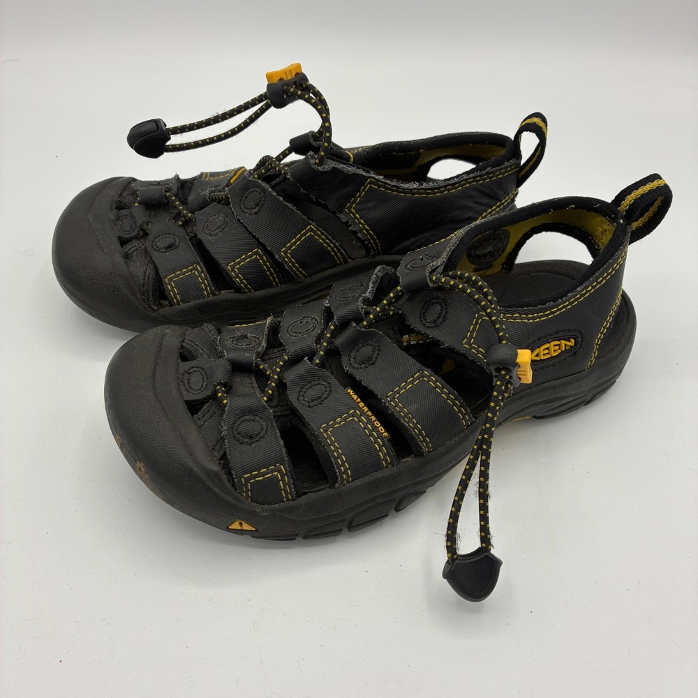 Keen Newport H2 Kids Sandals Size 1 Black Yellow Waterproof Sport